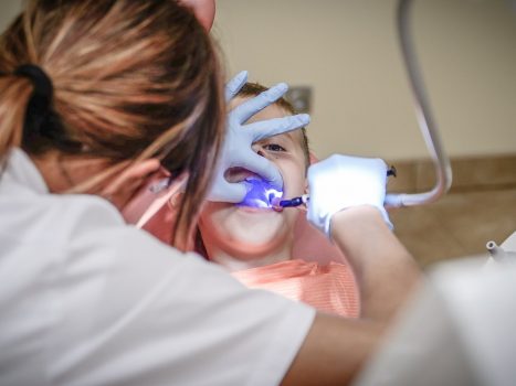 Comment devient-on orthodontiste ?